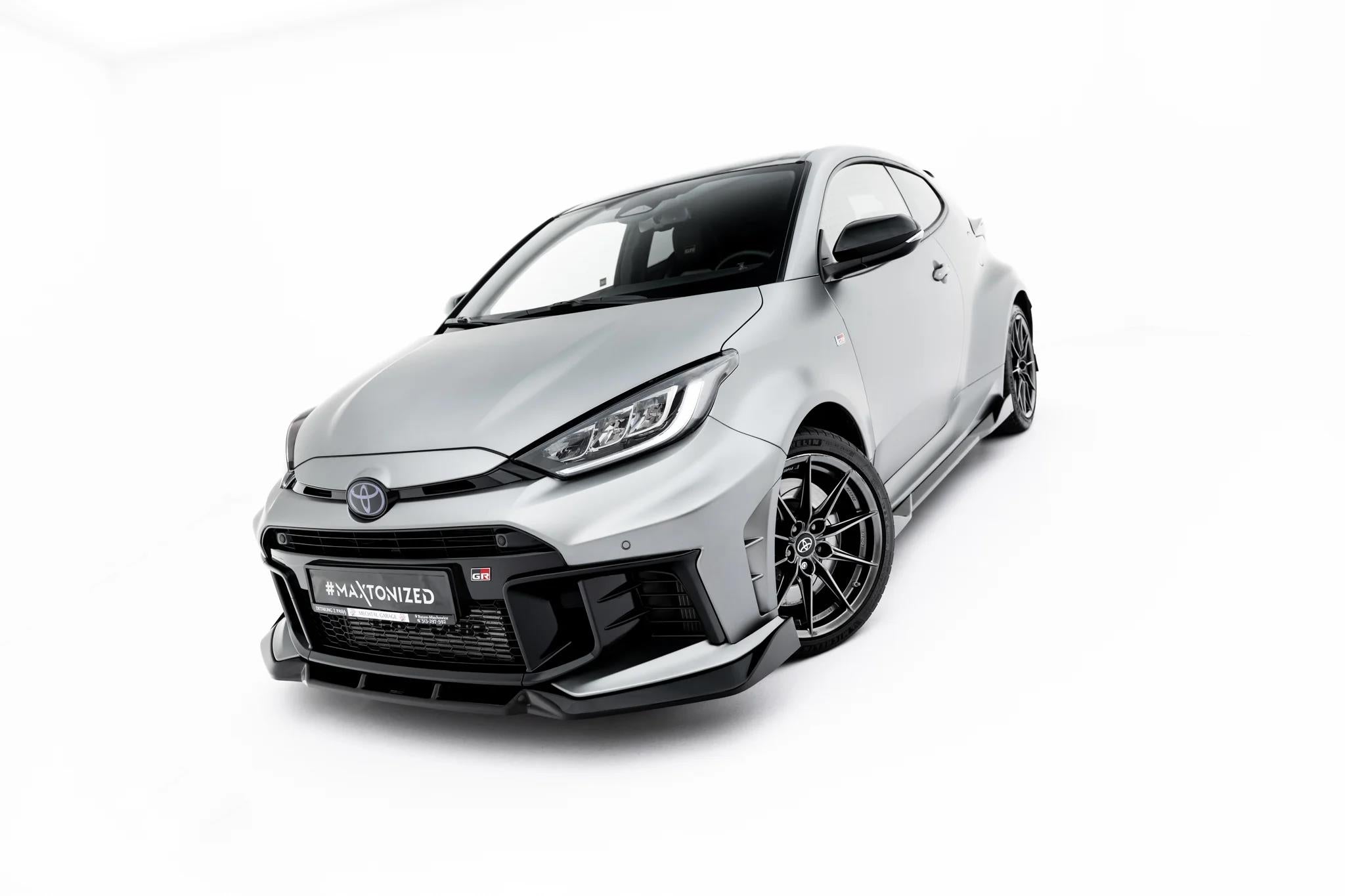Maxton Design Street+ Spoilerlippe Front Ansatz V.2 passend für Toyota GR Yaris Mk4 Facelift schwarz Hochglanz