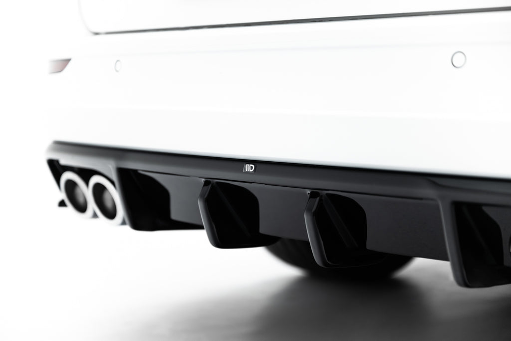Maxton Design Diffusor Heck Ansatz passend für VW Golf R Variant Mk8 / Mk8 Facelift schwarz Hochglanz