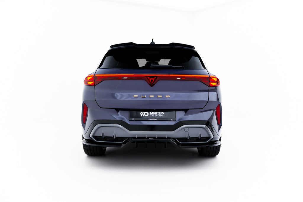 Maxton Design Street+ Mittlerer Diffusor RACE V.2 passend für Cupra Terramar Mk1 (Version ohne Anhängerkupplung) schwarz Hochglanz
