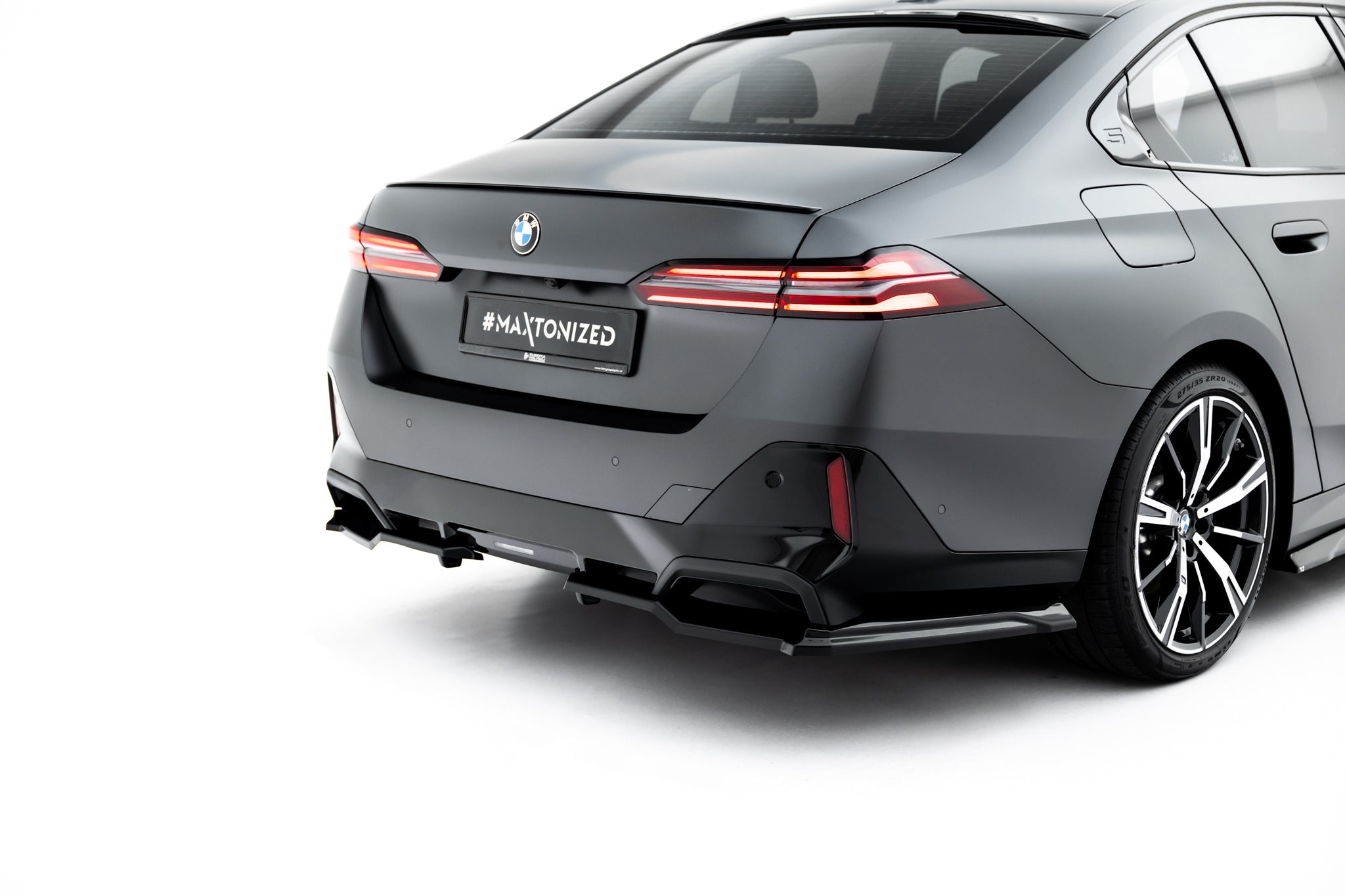 Maxton Design Heck Ansatz Flaps Diffusor V.1 passend für BMW 5er / i5 M-Paket Limousine / Touring G60 / G61 schwarz Hochglanz