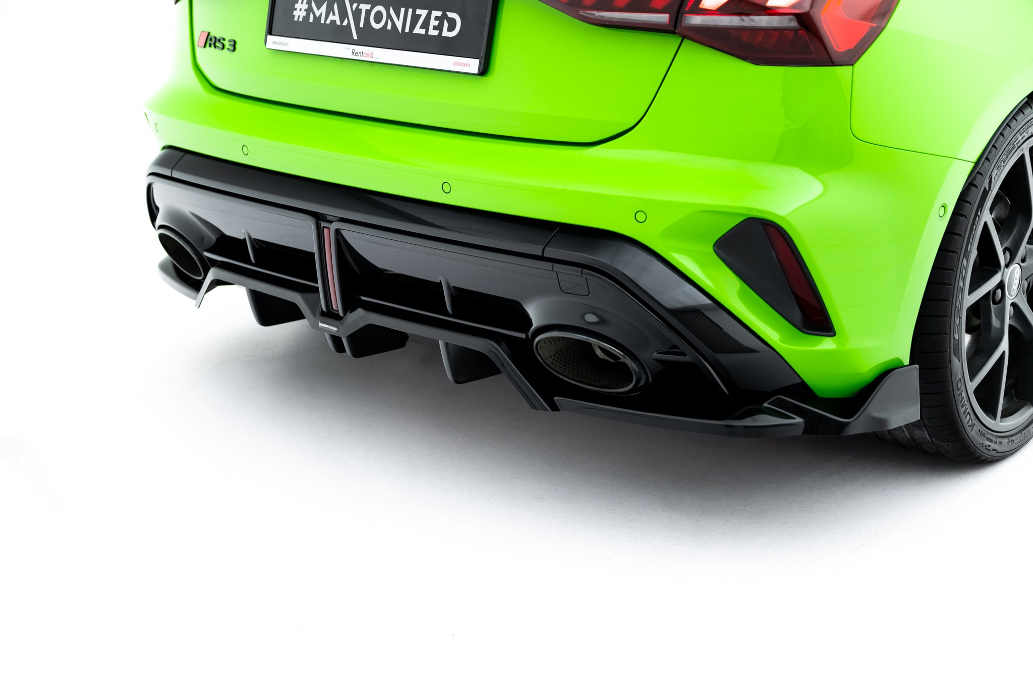 Maxton Design Street+ Mittlerer Diffusor RACE passend für V.3 Audi RS3 Sportback 8Y Facelift schwarz Hochglanz