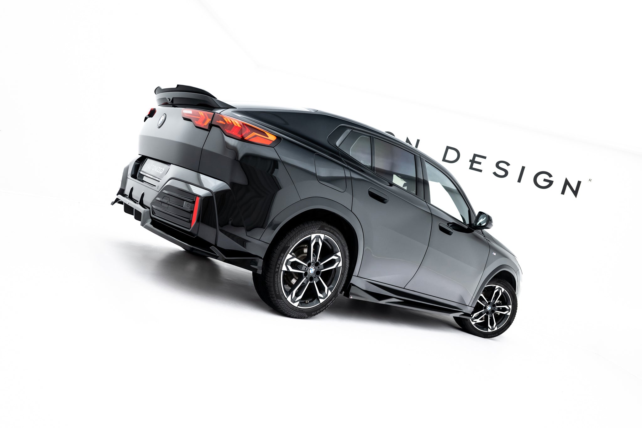 Maxton Design Street+ Seitenschweller Leisten passend für BMW X2 M35i U10 schwarz Hochglanz