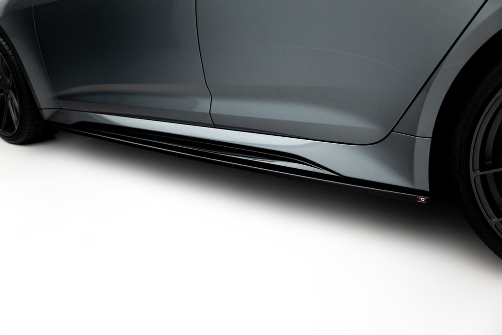 Maxton Design Street+ Seitenschweller Leisten V.2 passend für Audi RS6 C8 / C8 Facelift schwarz Hochglanz