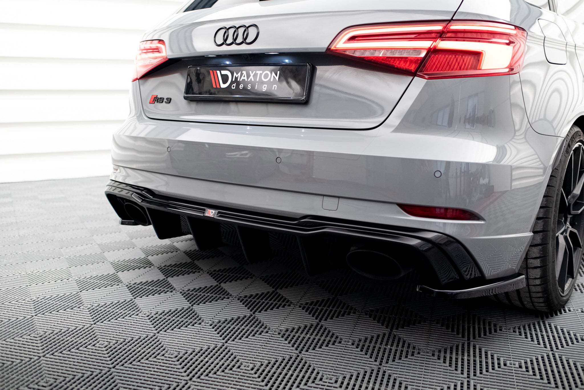 Maxton Design Diffusor Heck Ansatz V.2 passend für Audi RS3 8V Sportback Facelift