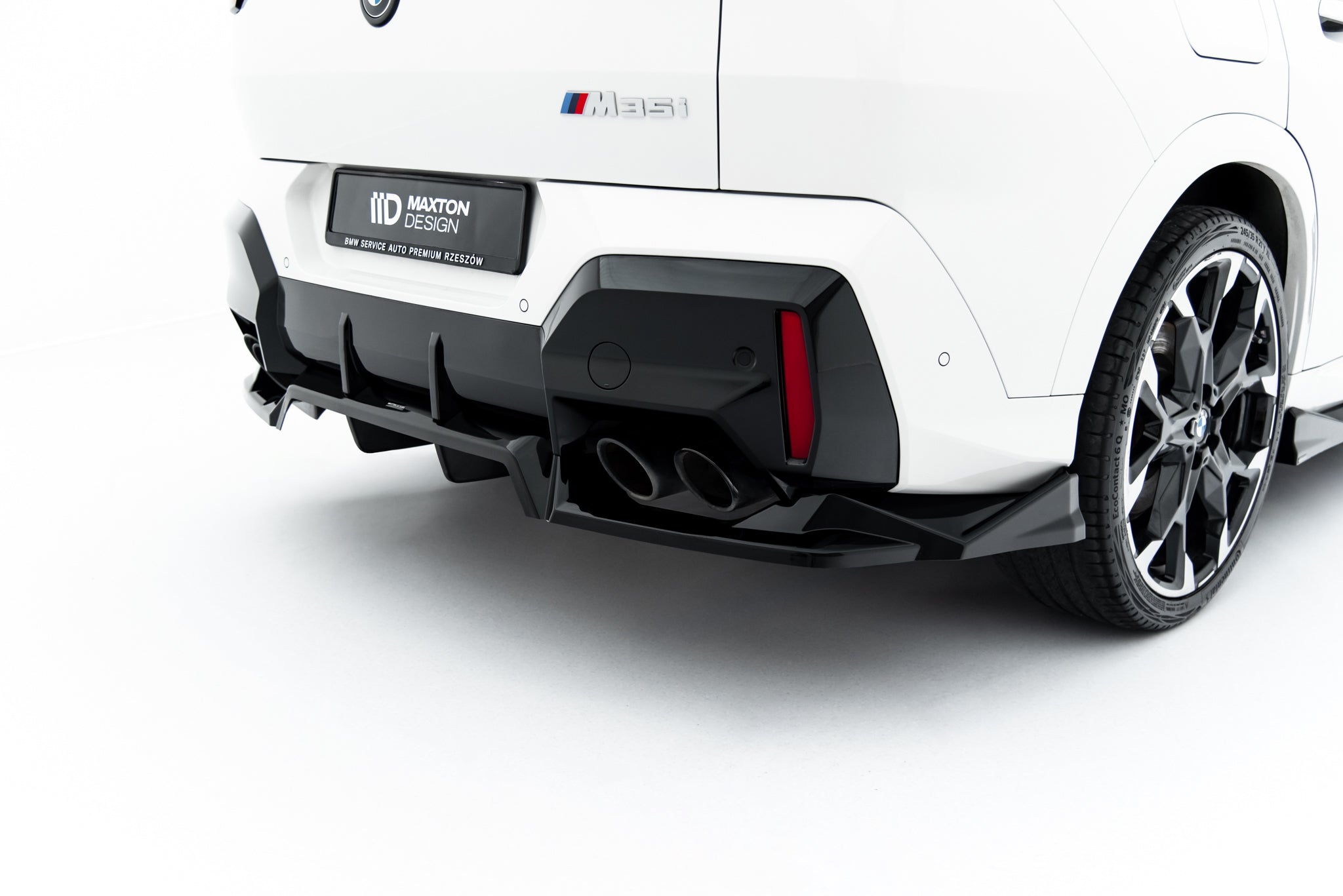 Maxton Design Street+ Mittlerer Diffusor RACE passend für BMW X2 M35i U10 schwarz Hochglanz
