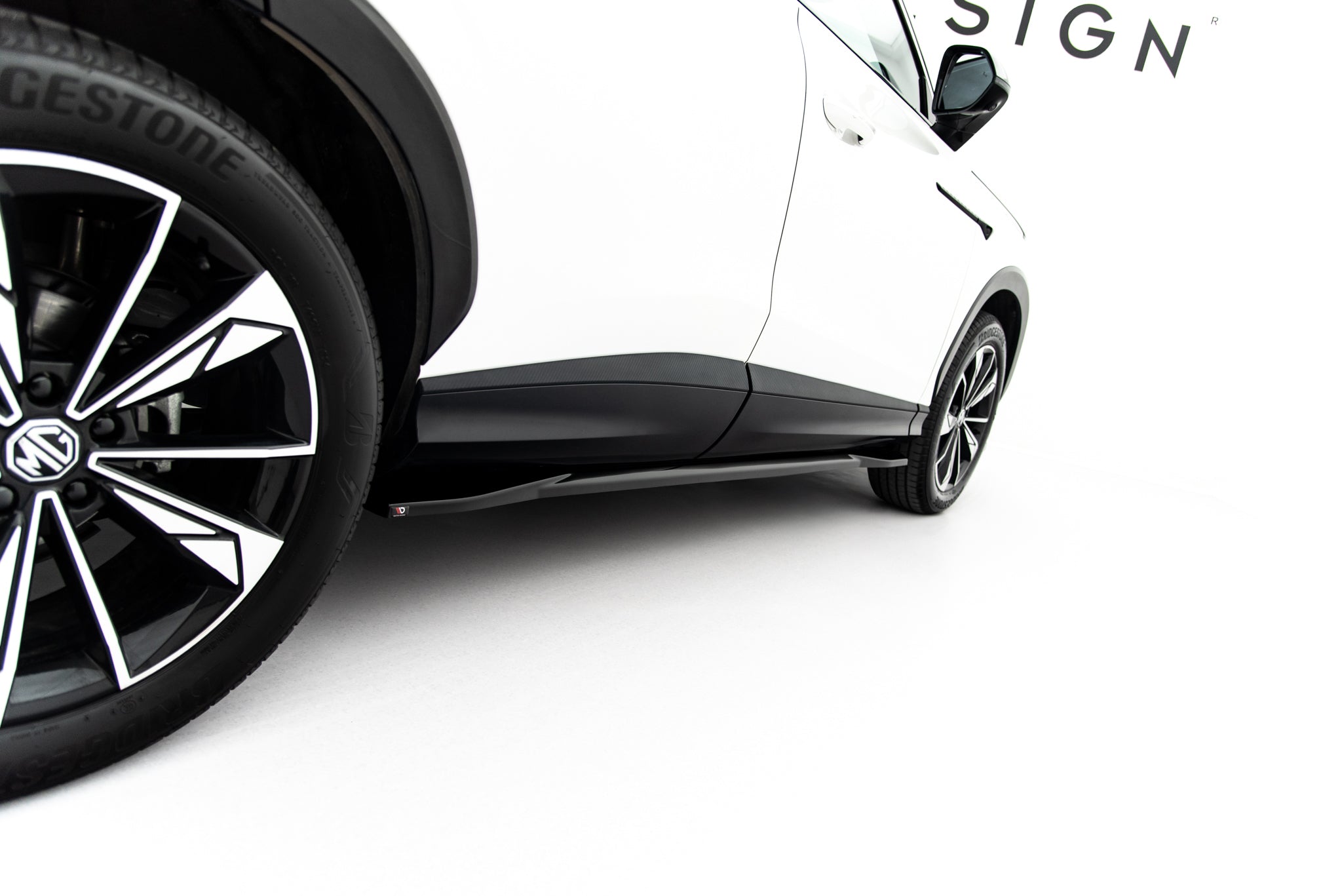 Maxton Design Street+ Seitenschweller Leisten passend für MG HS Mk2 schwarz Hochglanz