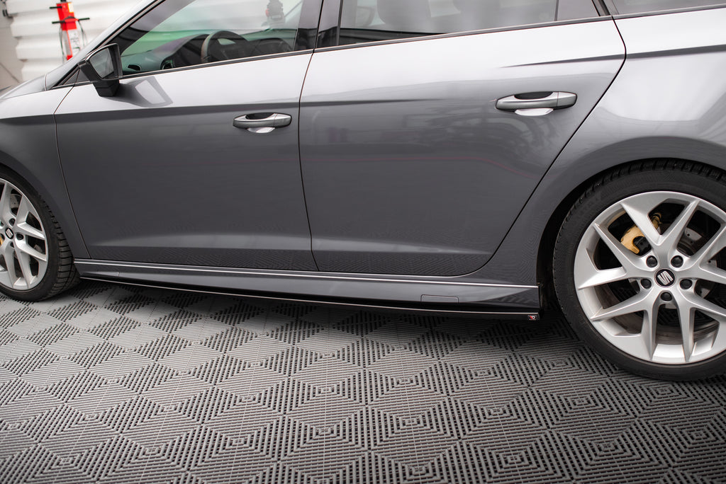 Maxton Design Street+ Seitenschweller Leisten passend für Seat Leon Cupra / FR / Standard Aero Mk3 / Mk3 Facelift schwarz Hochglanz