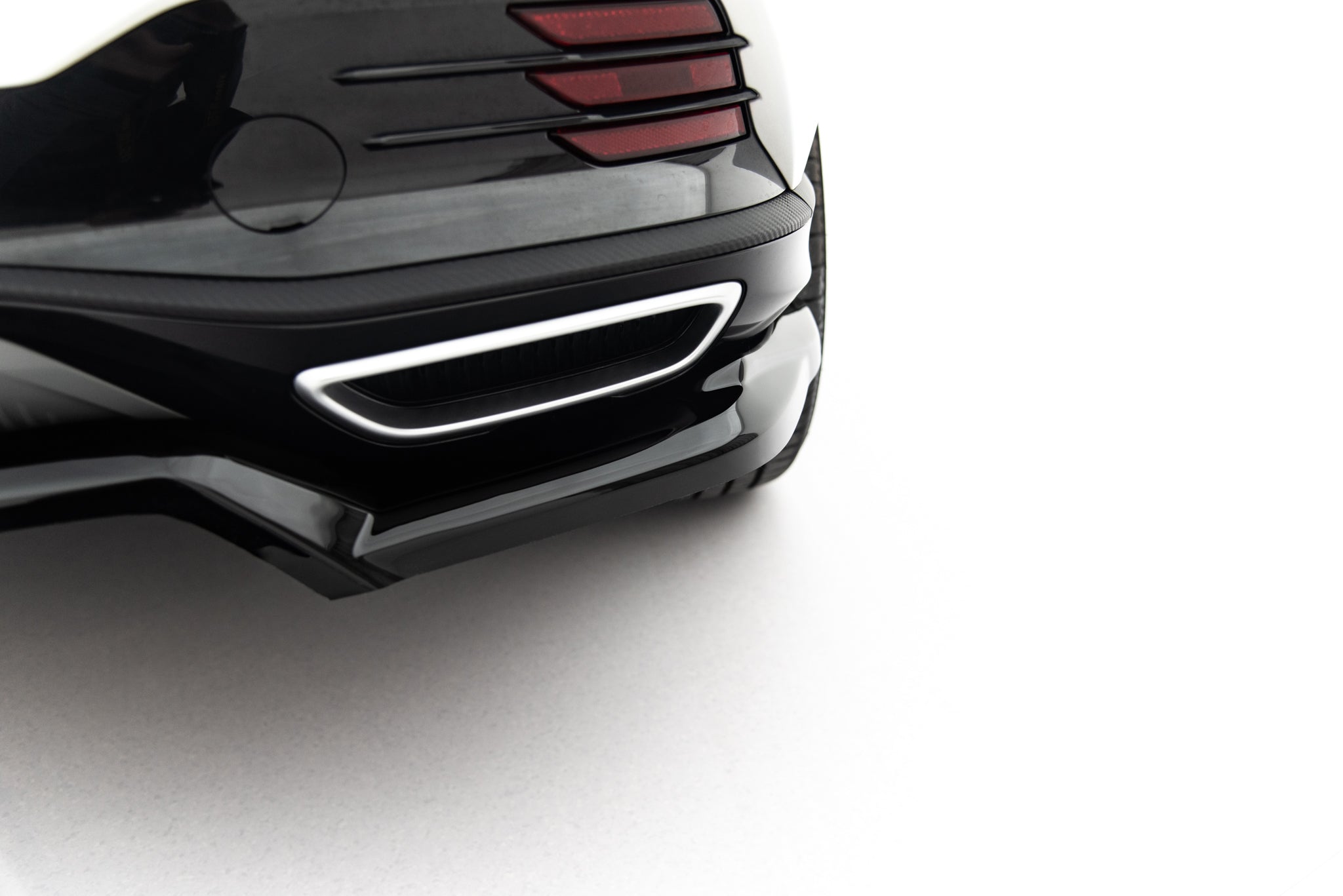 Maxton Design Street+ Mittlerer Diffusor RACE passend für MG HS Mk2 schwarz Hochglanz