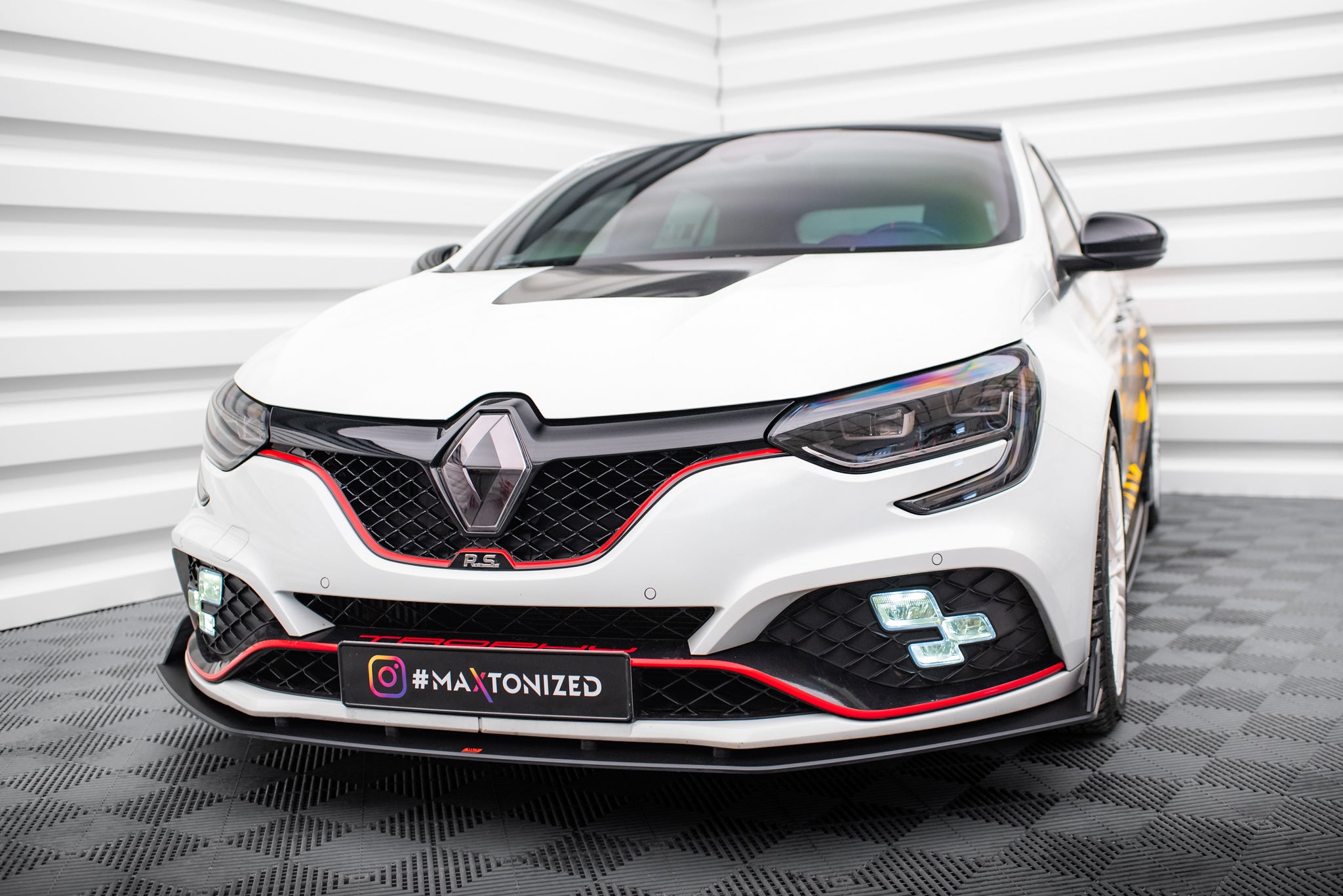 Maxton Design Street Pro Street+ Spoilerlippe Front Ansatz passend für Renault Megane RS Mk4