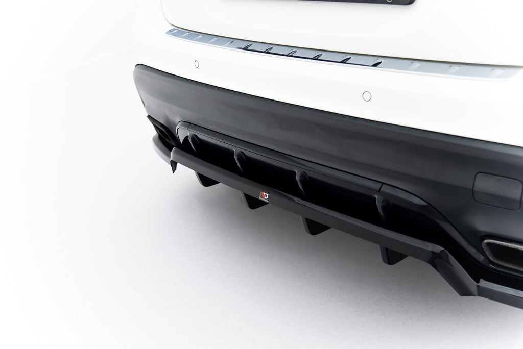 Maxton Design Street+ Mittlerer Diffusor RACE passend für Mercedes-Benz GLA 45 AMG X156 Facelift schwarz Hochglanz