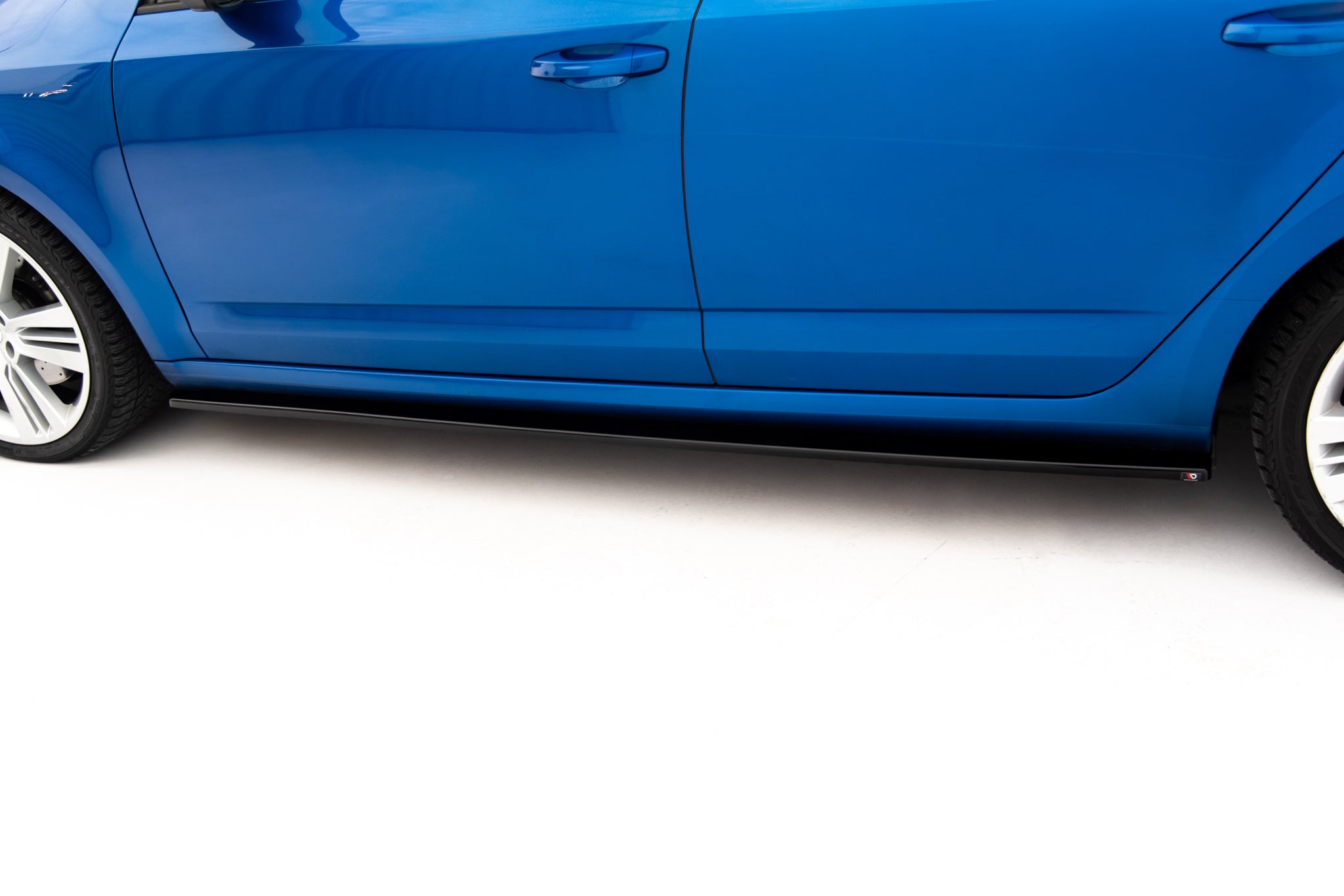 Maxton Design Street+ Seitenschweller Leisten passend für Skoda Octavia RS Hatchback / Combi Mk3 / Mk3 Facelift schwarz Hochglanz