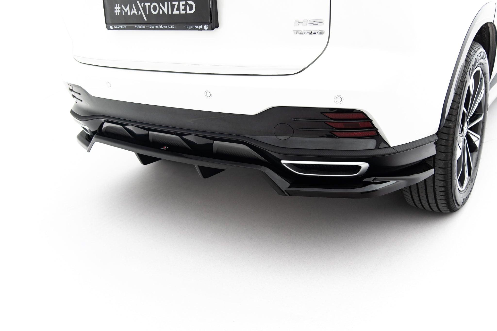Maxton Design Street+ Mittlerer Diffusor RACE passend für MG HS Mk2 schwarz Hochglanz