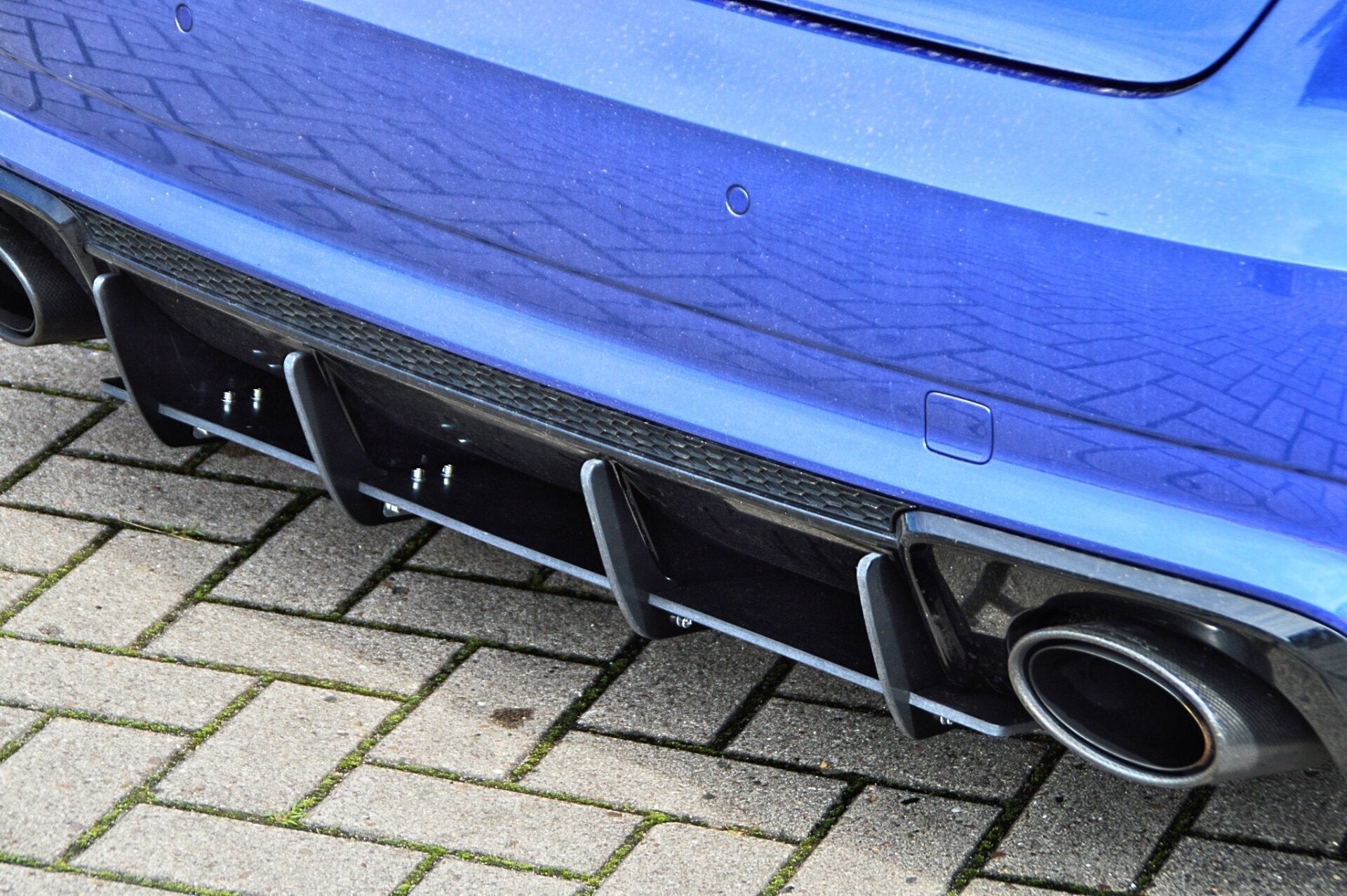 Heckansatz Heckeinsatz Diffusor Heckeinsatz für Audi RS3 8V Sportback