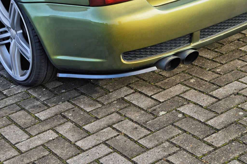 Heckansatz Seitenteile links und rechts für Audi RS4 B5 Bj. 1999-2001