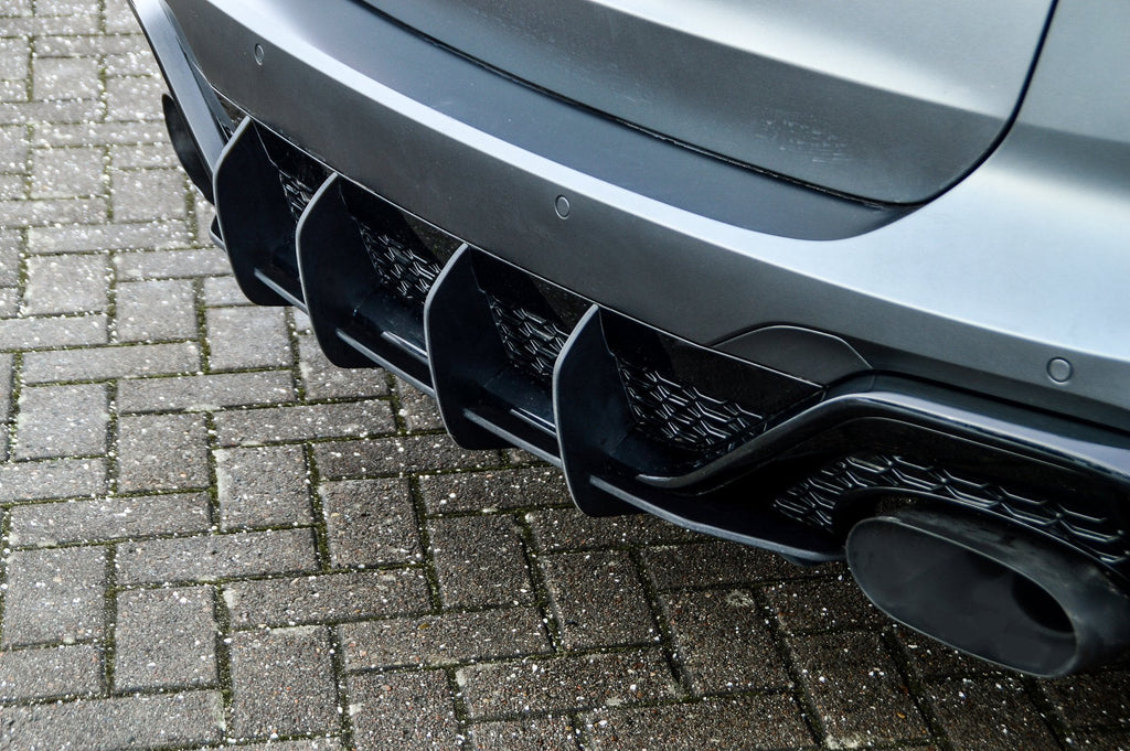 Gefräster Heckansatz für Audi RS6 C8