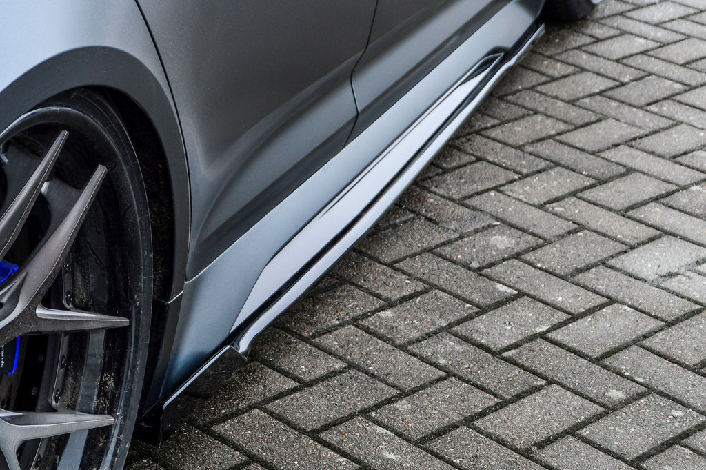 Cup Seitenschweller mit Wing hinten für Audi RS7 C8 Bj .ab.2019-
