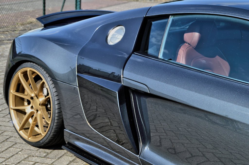 Side Blades, in verbreiterter V10 Optik für Audi R8 42 Bj. 2006-2015