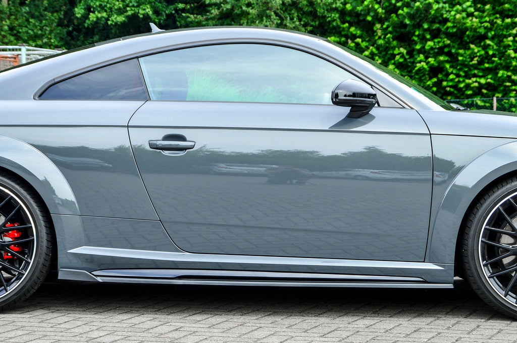 Cup Schweller mit Wing für Audi TT S-Line + TTS 8S + TTRS 8S