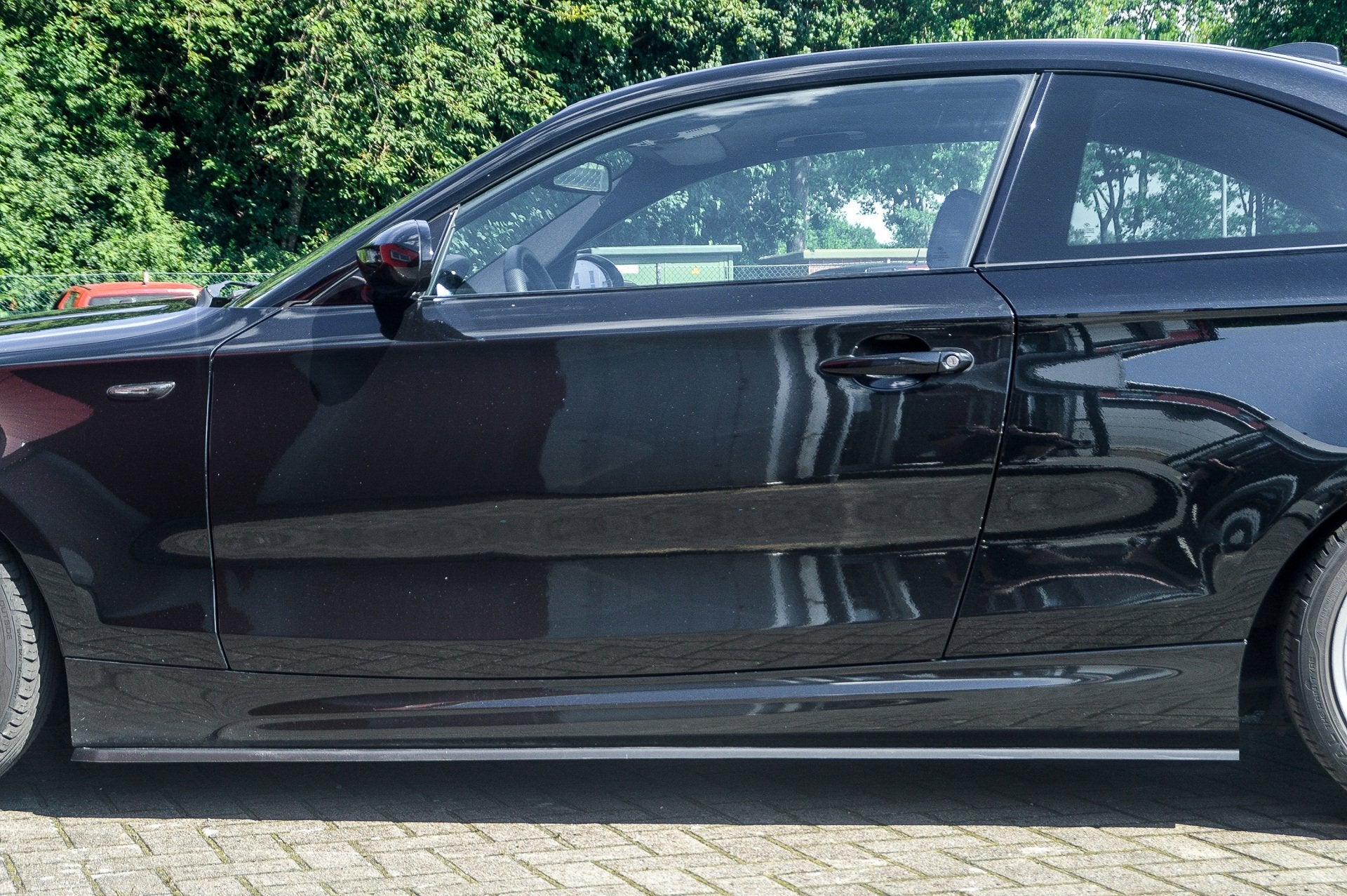 Cup Seitenschweller passend für BMW 1er E82 E88 mit M-Paket Bj. 2007-2013