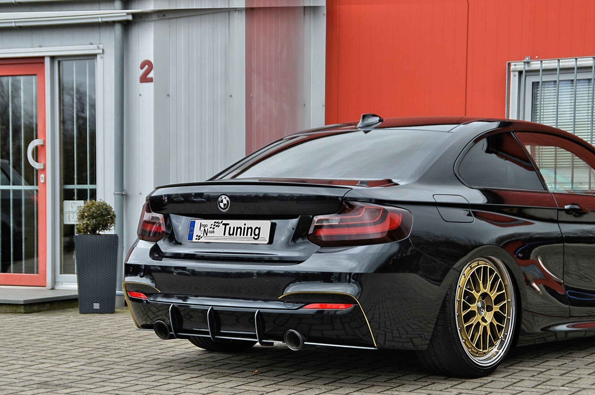 Gefräßter Heckansatz für BMW 2er F22/F23, M235i Bj.: 2013-2016