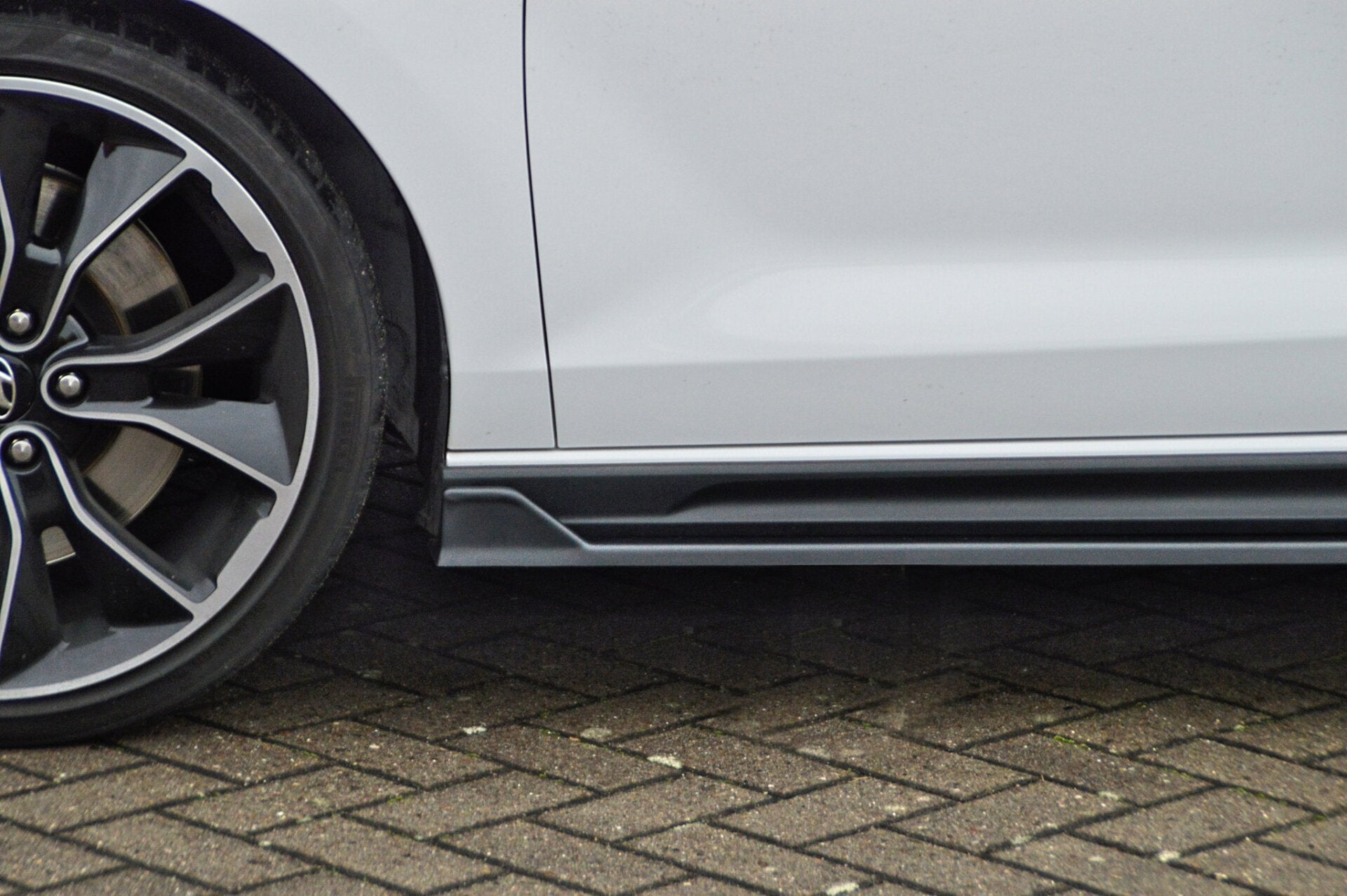 Race Seitenschweller mit Schacht für Hyundai I30N ab Bj.2017-2021