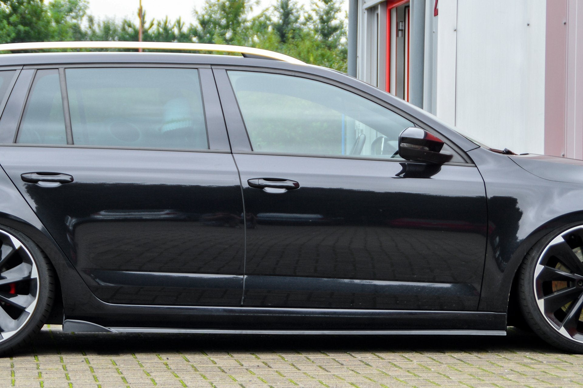 CUP Seitenschweller mit Wing für Hyundai I30 N-Line Fastback ab Bj.2018-
