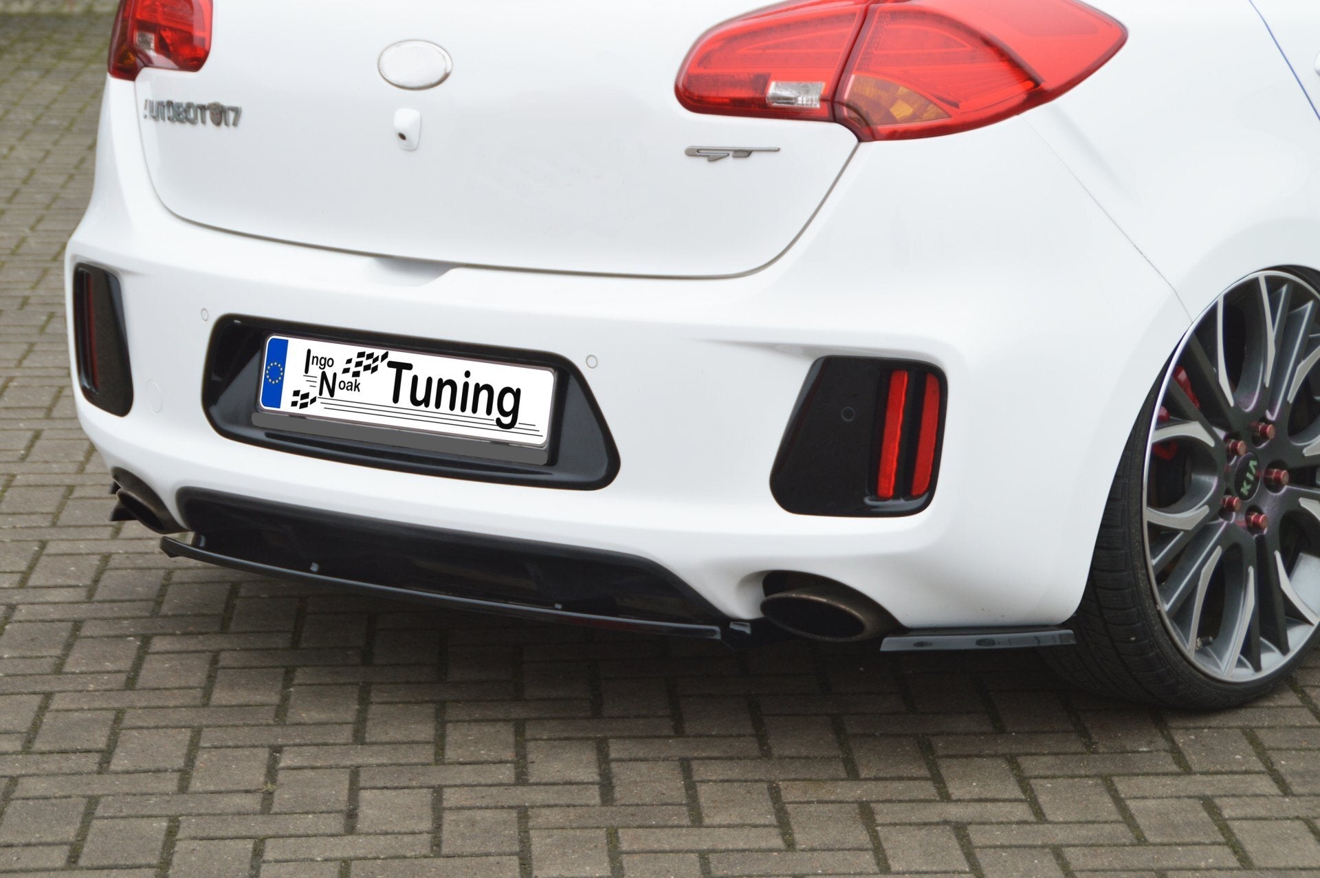 Heckansatz Heckdiffuser ABS bestehend aus Mittelteil und Seitenteilen für Kia Ceed GT + Pro Ceed GT +GT-Line