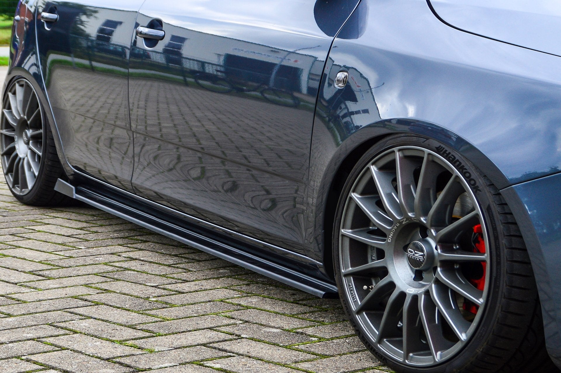 CUP Seitenschweller mit Wing für Skoda Fabia RS 5J