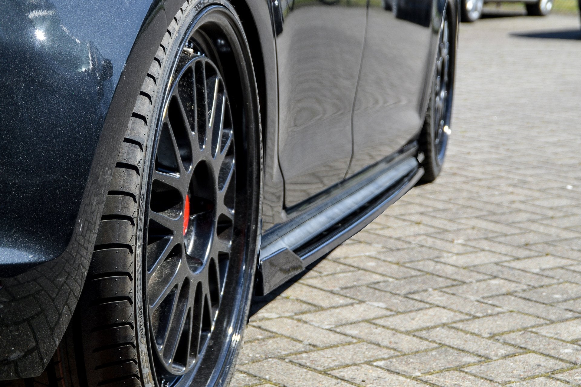 Cup3 Seitenschweller mit Wing für VW Golf 7 GTI GTD