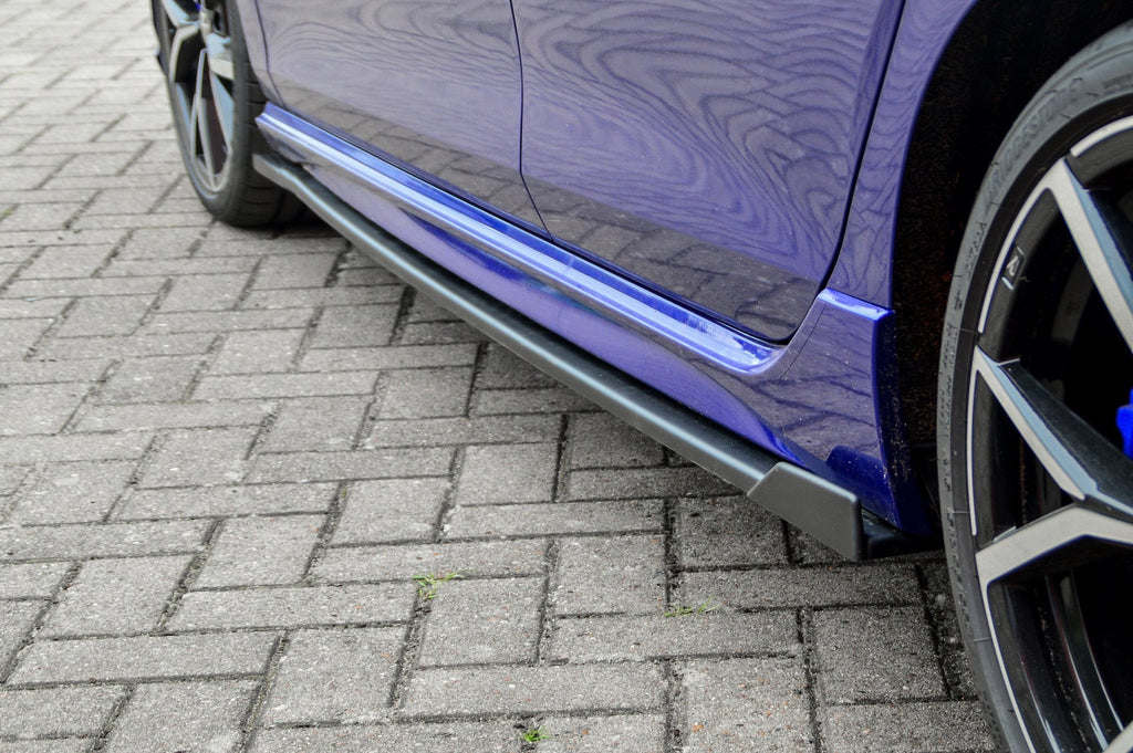 Seitenschweller mit Wing hinten für VW Golf 8R