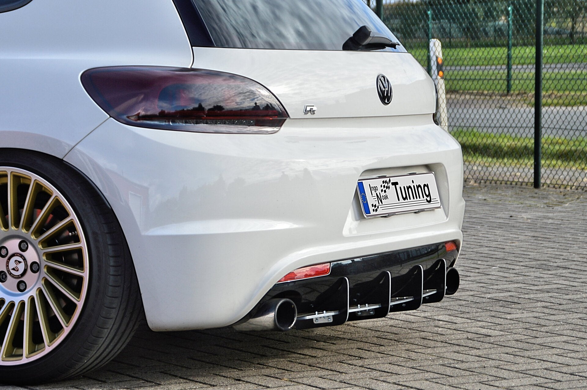 Gefräster Heckansatz mit Finnen für VW Scirocco R 13