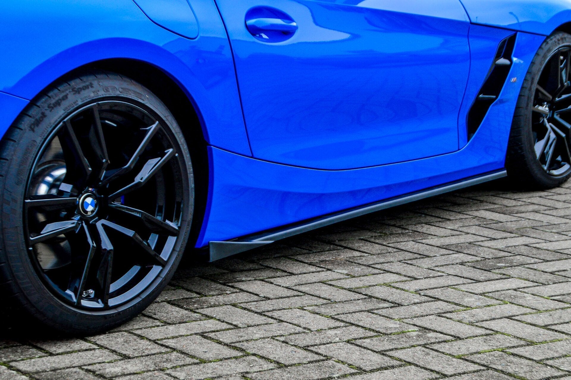 CUP Seitenschweller mit Wing hinten passend für BMW Z4 G29 mit M-Paket