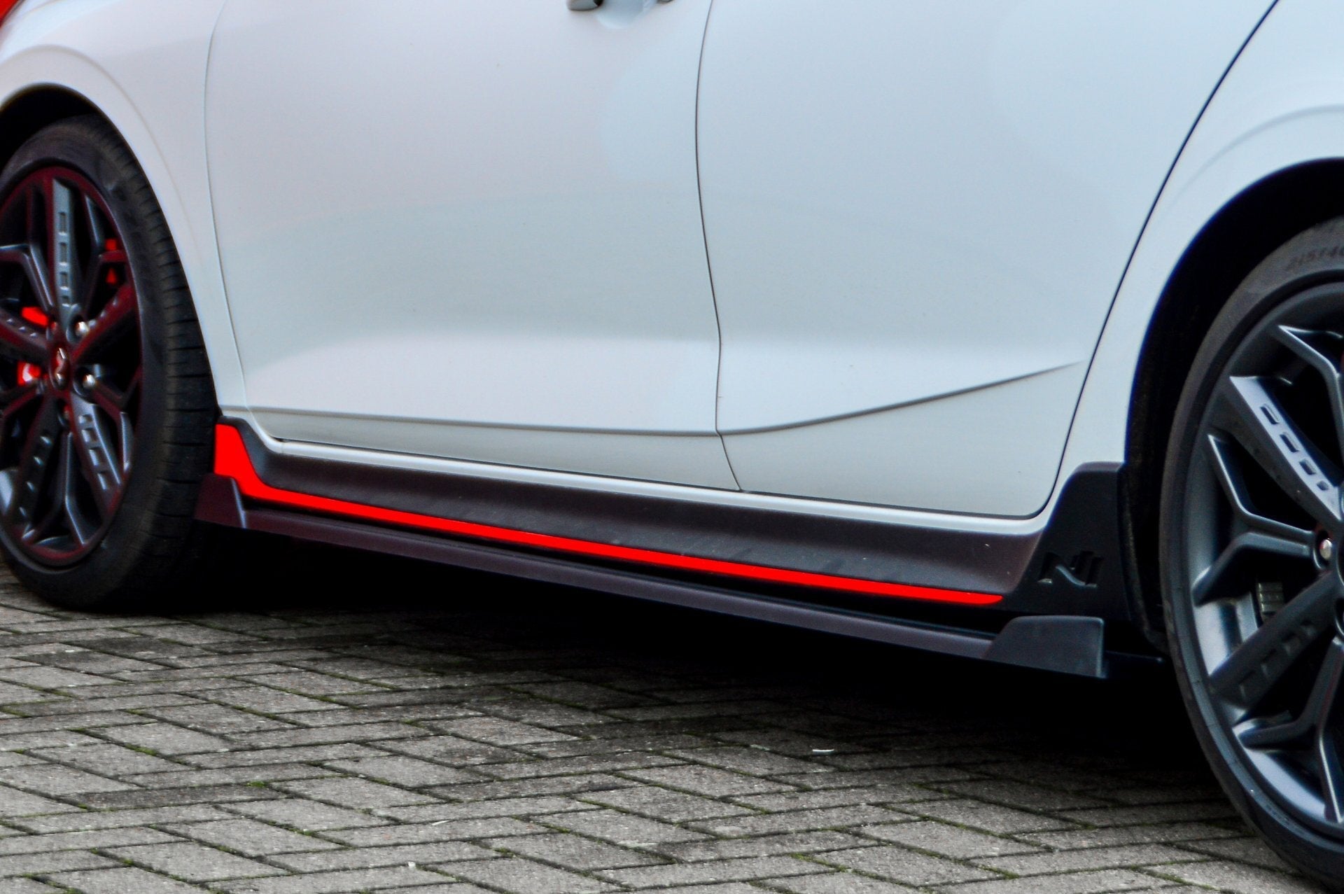 CUP Seitenschweller mit Wing vorne + hinten für Hyundai I20N Performance