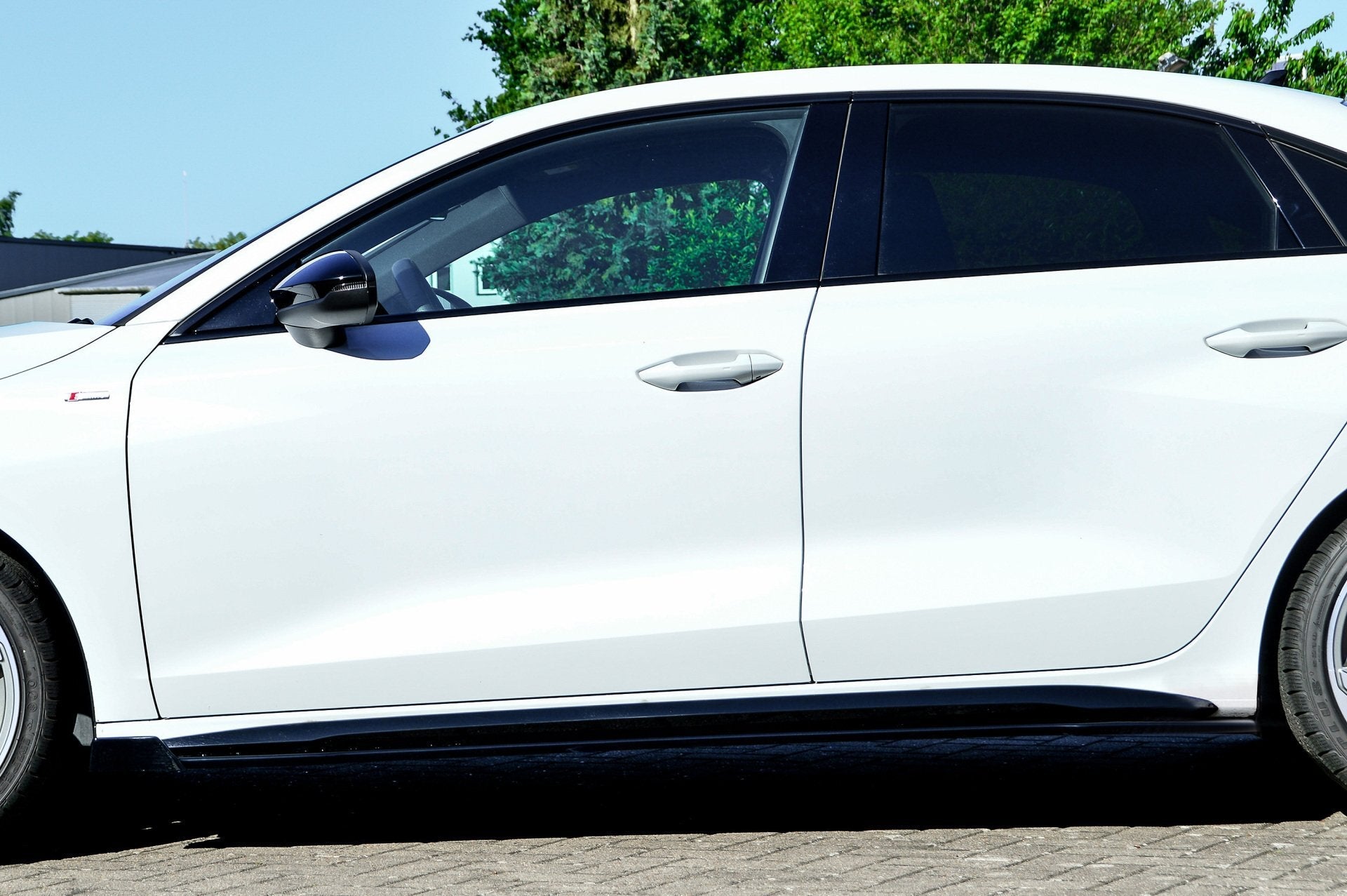 CUP Seitenschweller mit Wing vorne für Audi A3 8Y S-Line + S3