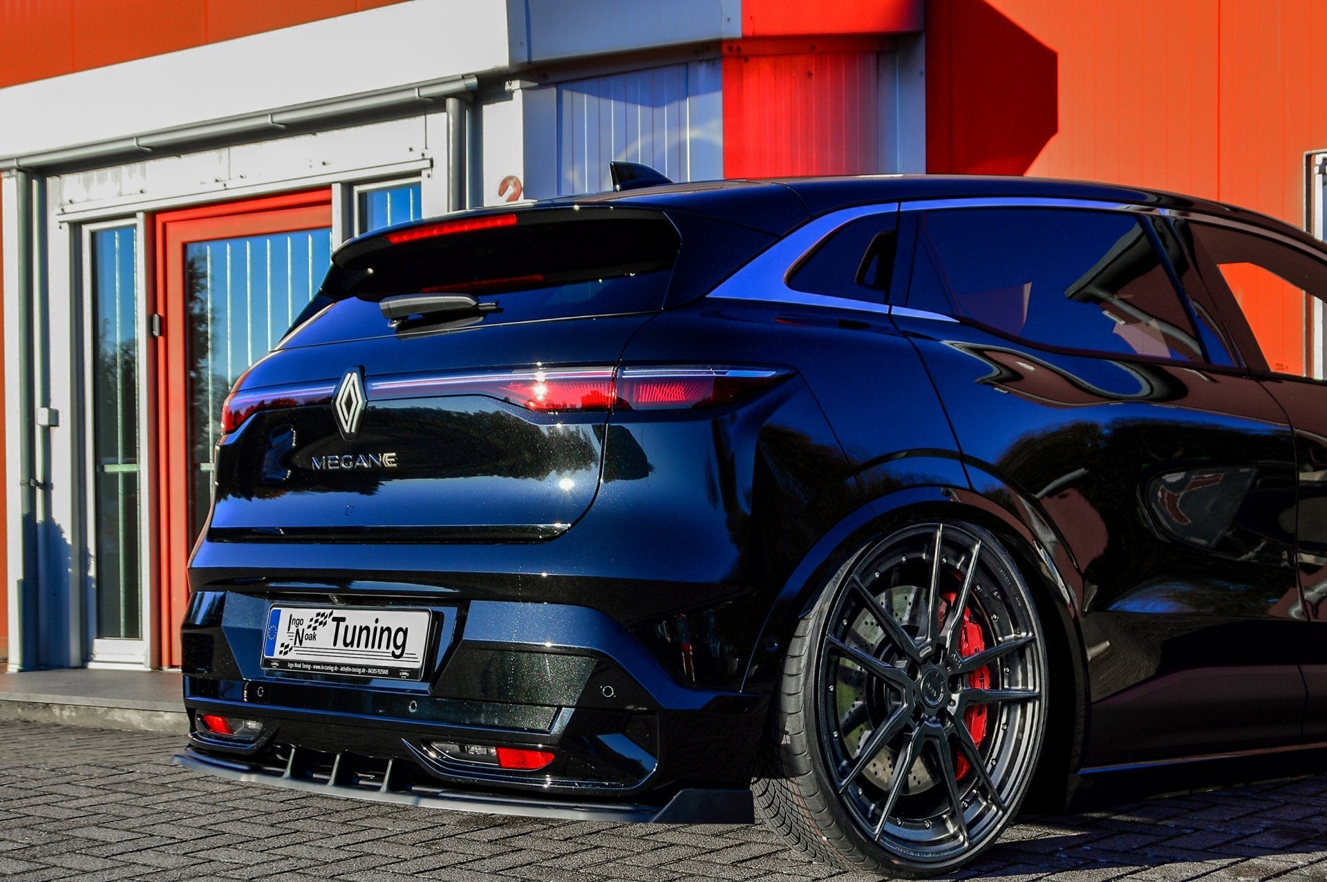 Heckansatz mit Wings aus ABS für Renault Megane E-Tech Elektric RCB