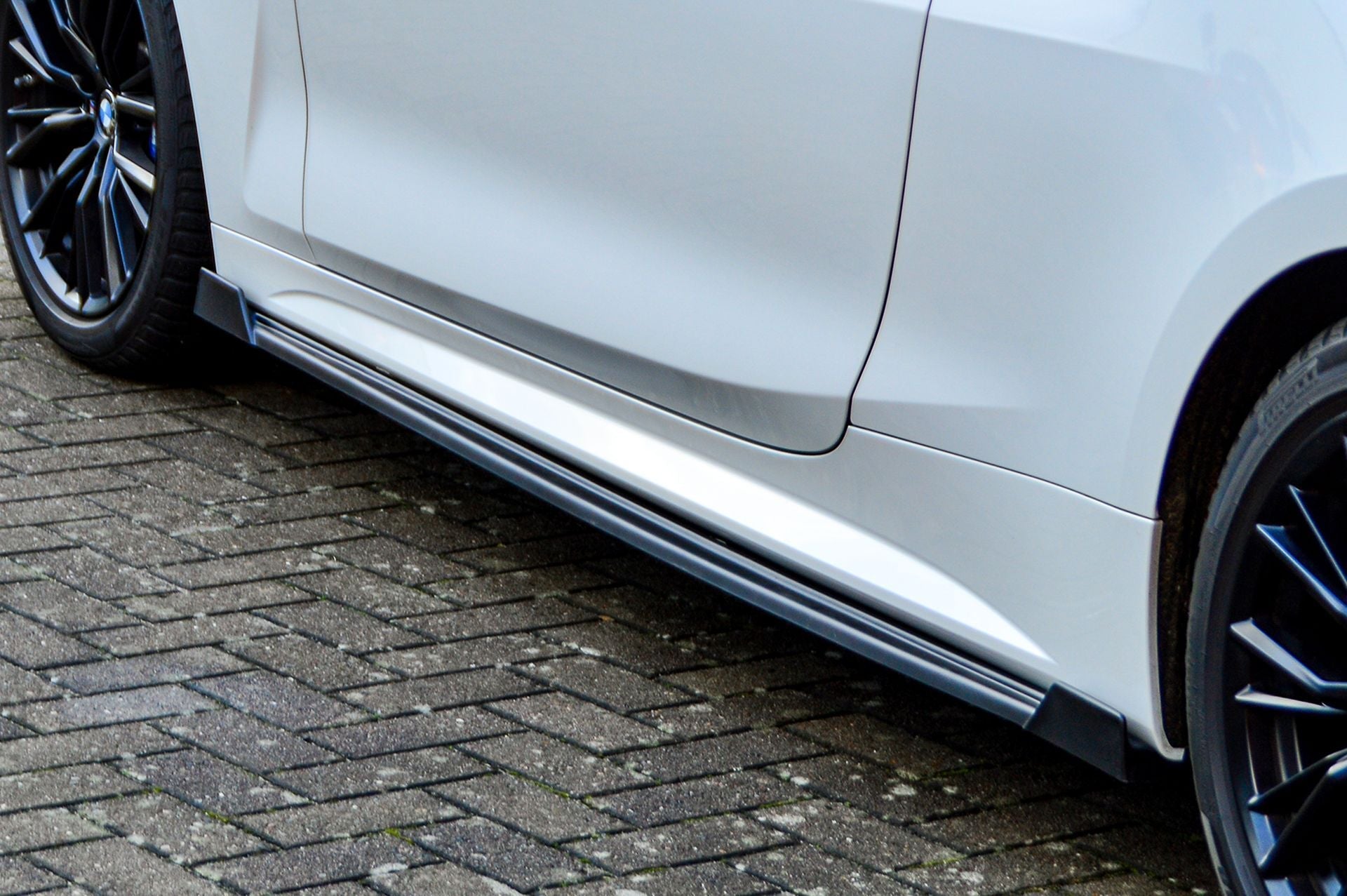 CUP Seitenschweller mit Wings vorne + hinten für BMW 4er G22 G23