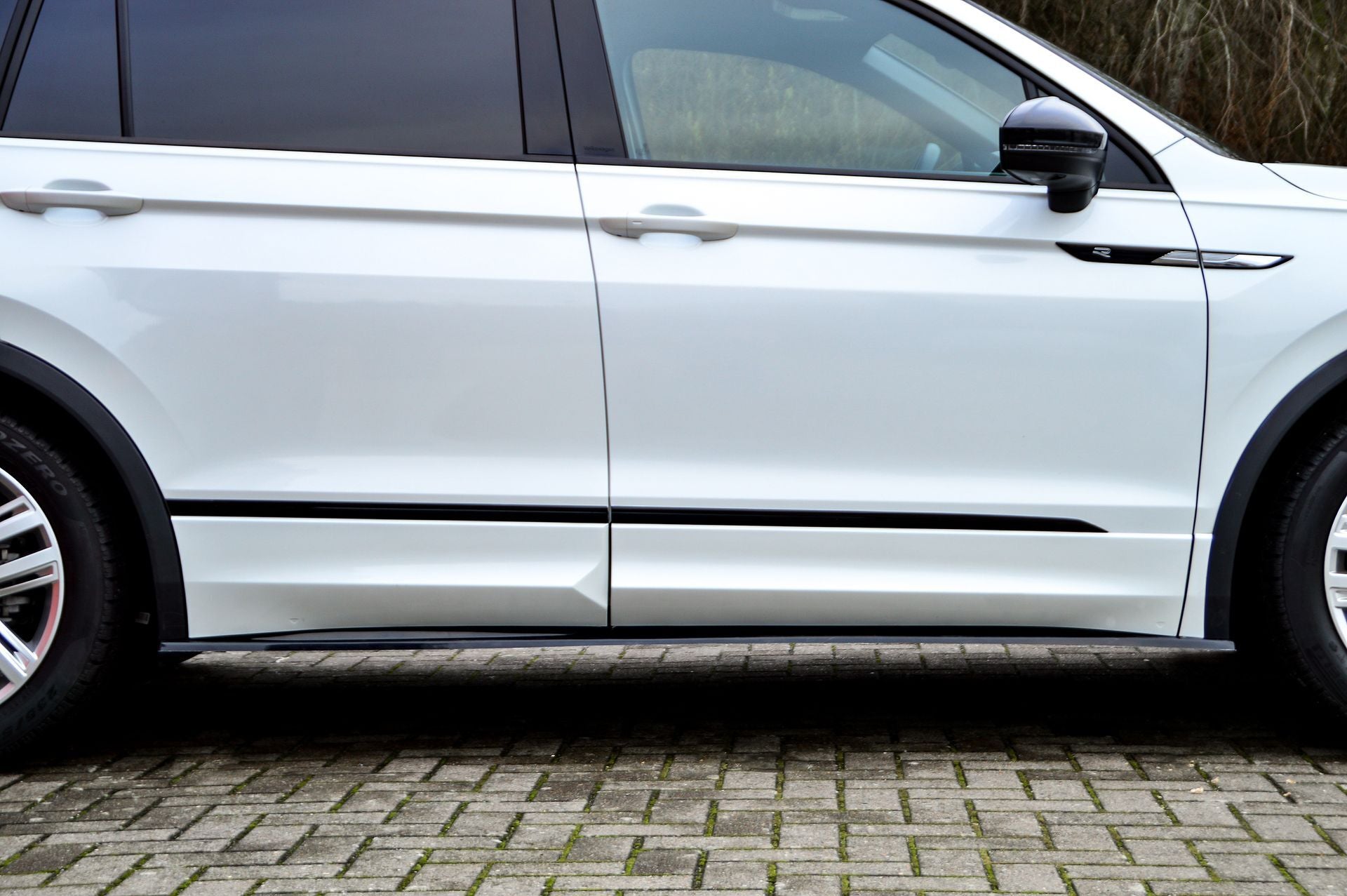 Cup Seitenschweller Satz aus ABS für VW Tiguan 2 AD1 Allspace