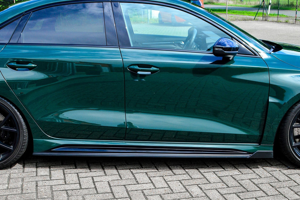 CUP Seitenschweller mit Wings vorne für Audi RS3 8Y