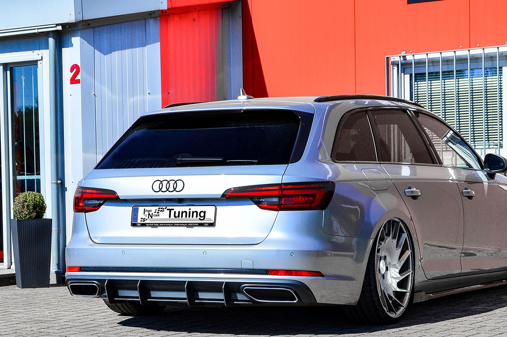 Gefräster Heckansatz aus ABS für Audi A4 B9 Avant