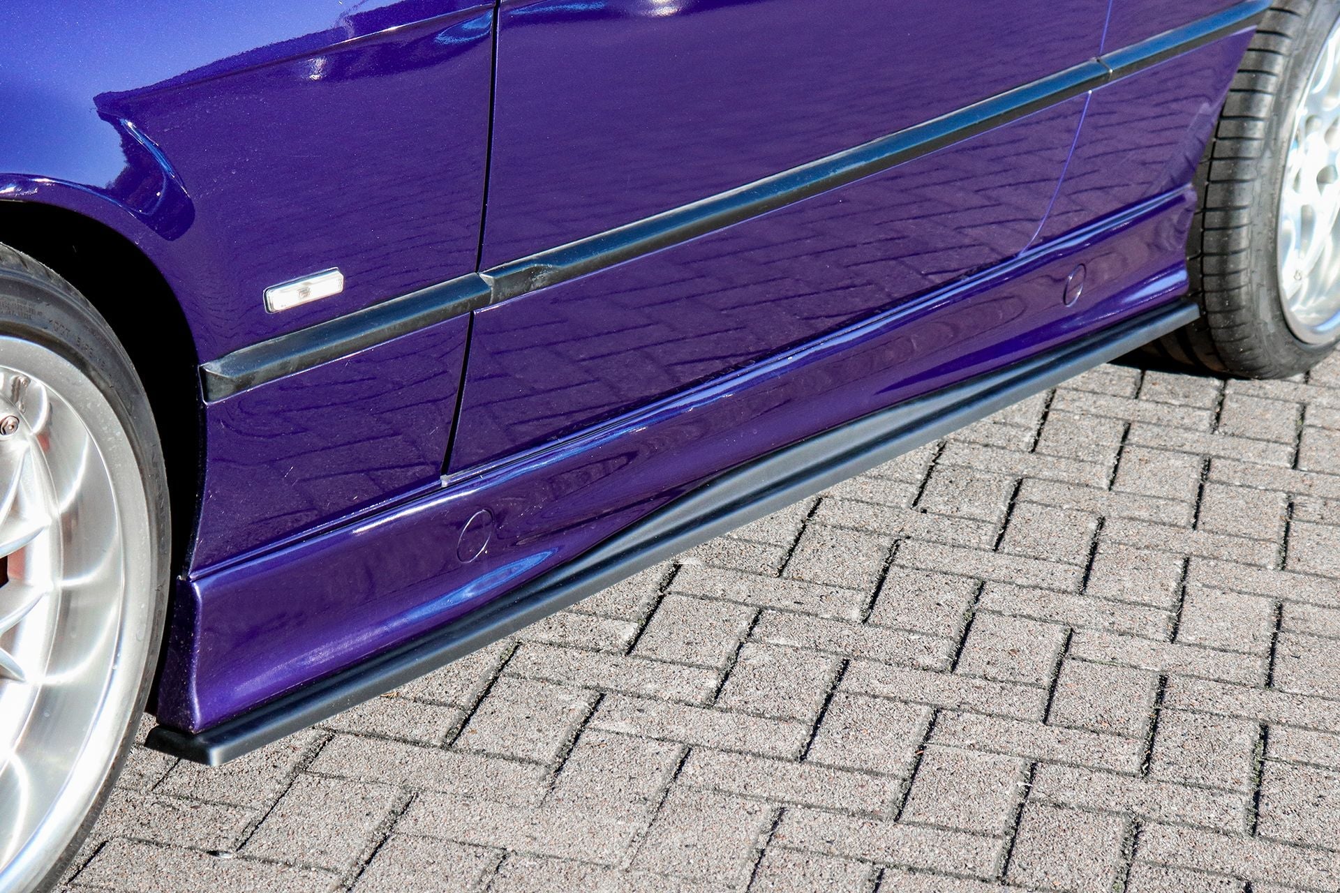 Seitenschweller im Cup Look für BMW 3er E36 mit M-Paket + M3