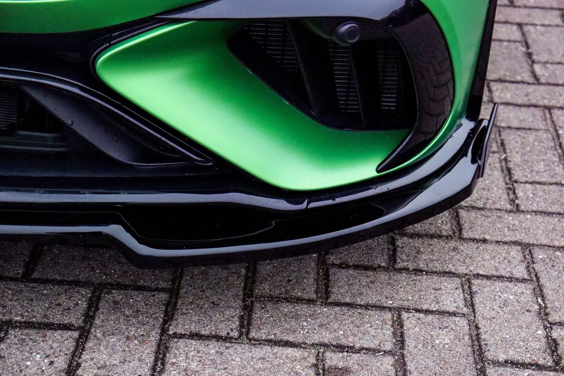 Cup Frontspoilerlippe mit Wing für Mercedes AMG GT 4.Türer X290