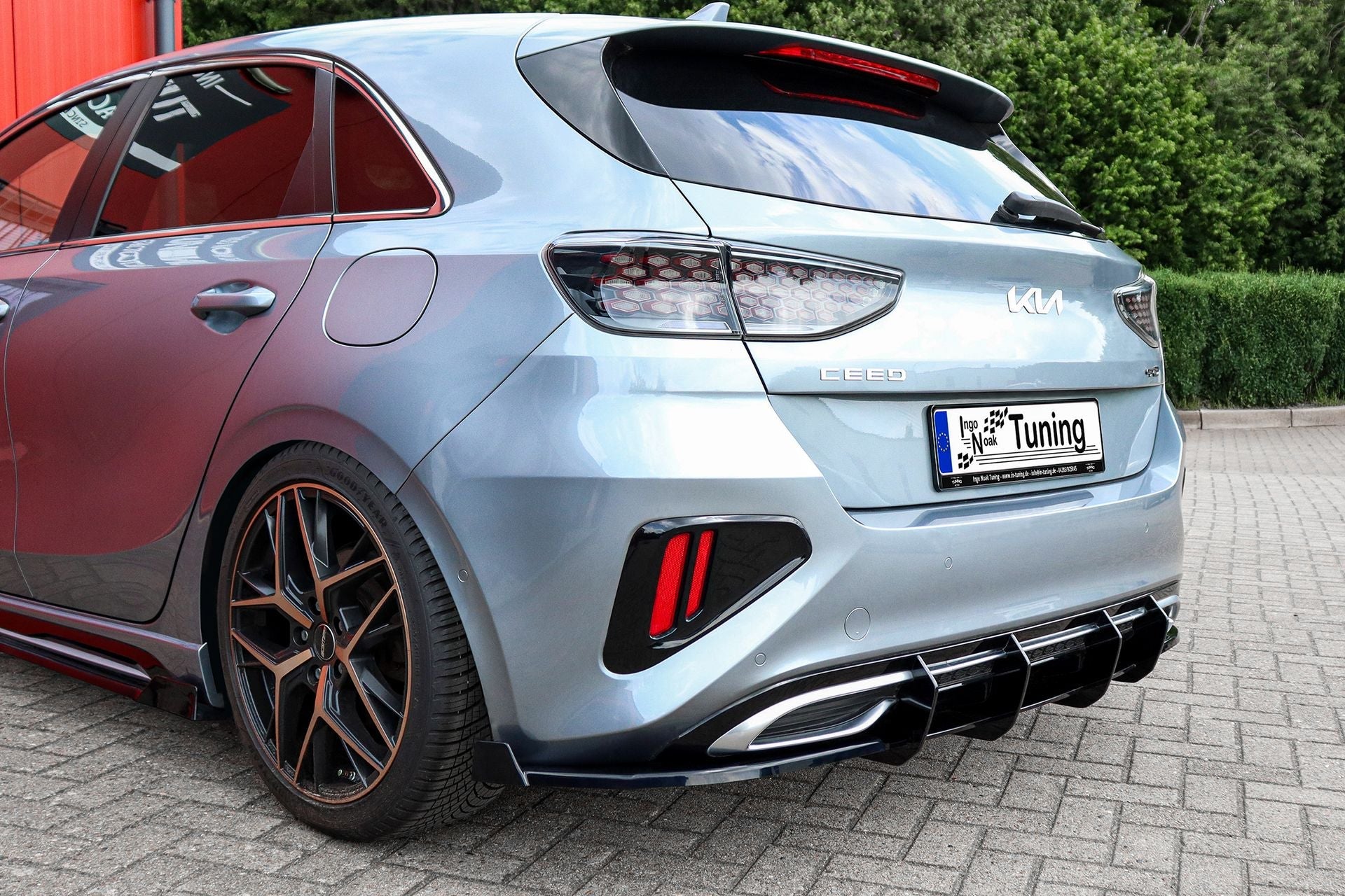 Heckansatz Seitenteile mit Wing + Gefräster Heckansatz aus ABS für Kia Ceed, SK