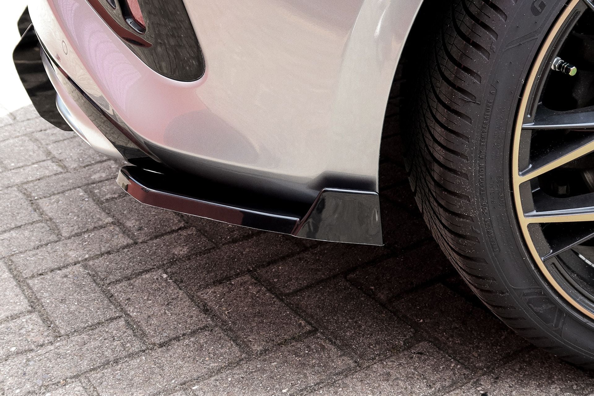 Heckansatz Seitenteile aus ABS mit seitlichem Wing für Kia Ceed, SK