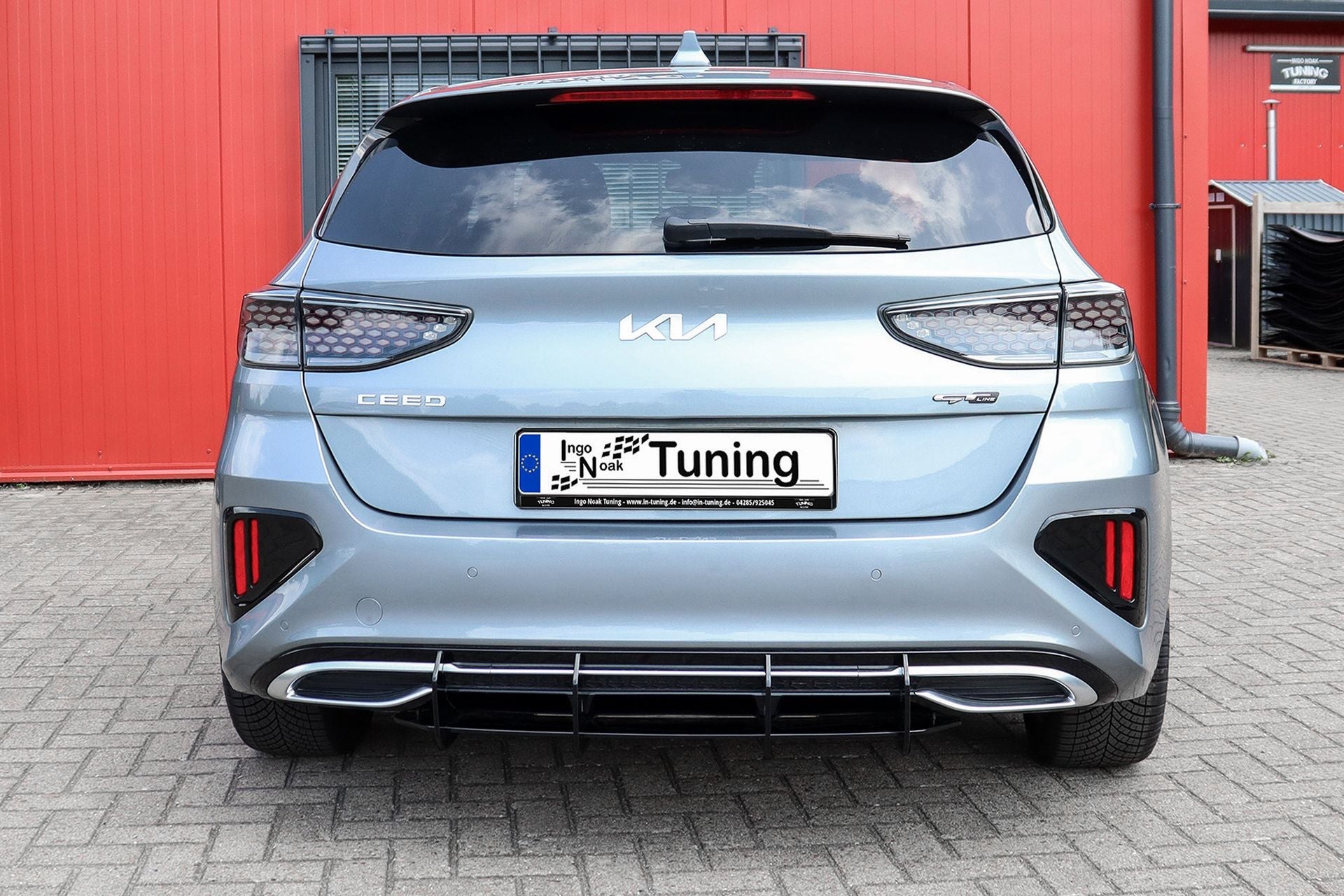 Gefräßter Heckansatz aus ABS mit Finnen für Kia Ceed, SK