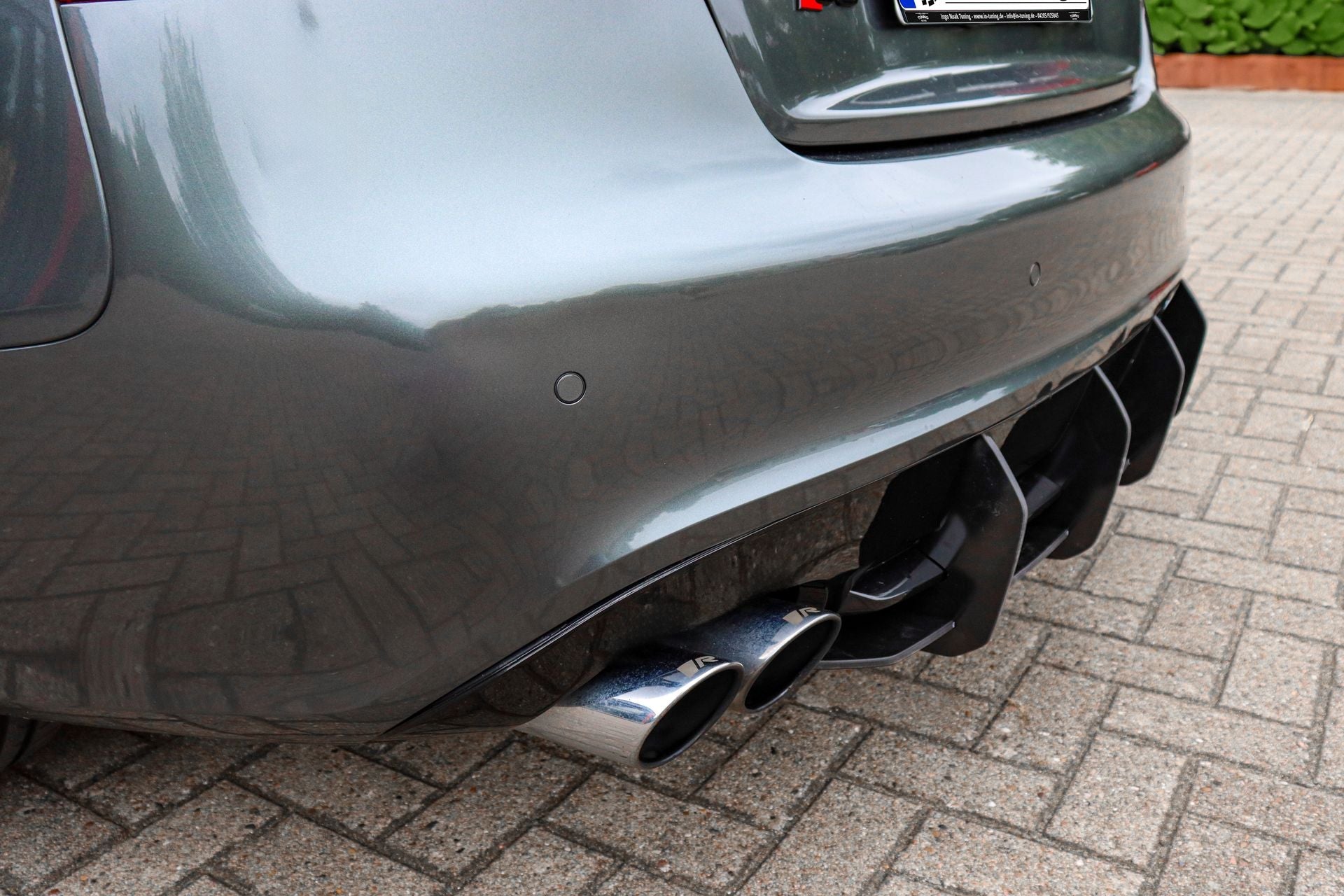 Gefräßter Heckansatz aus ABS mit Finnen für Audi S5 B8