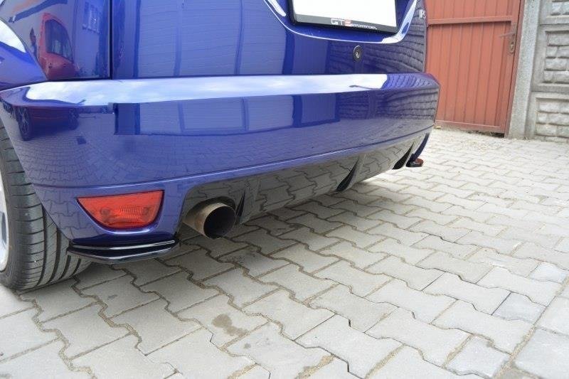 Maxton Design Heck Ansatz Flaps Diffusor passend für Ford Focus RS Mk1 schwarz Hochglanz