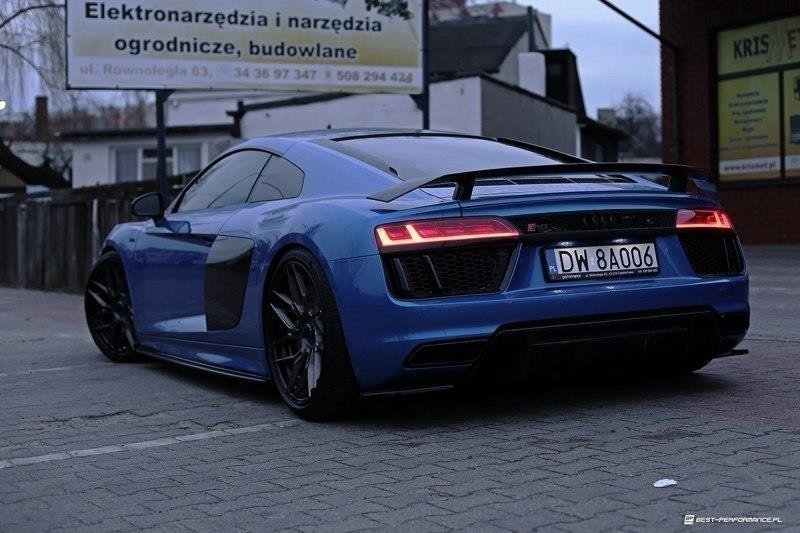 Maxton Design Street+ Seitenschweller Leisten passend für Audi R8 Mk.2 schwarz Hochglanz