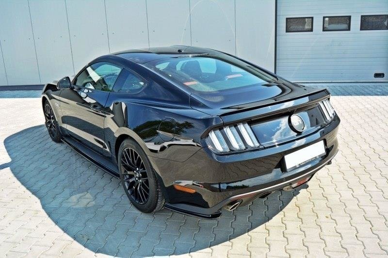 Maxton Design Heck Ansatz Flaps Diffusor passend für Ford Mustang GT Mk6 schwarz Hochglanz