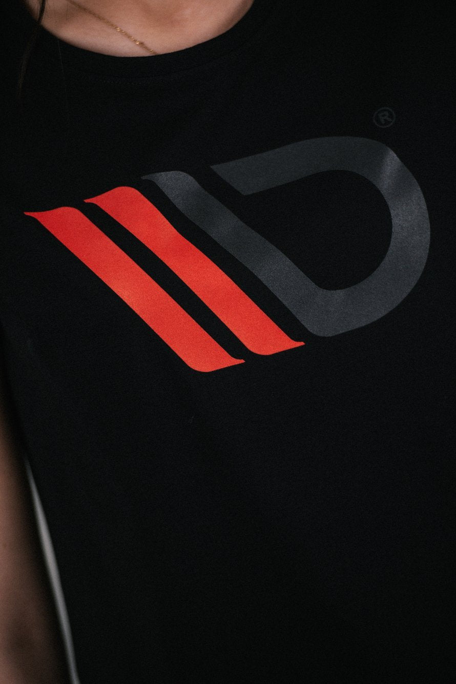 Maxton Design Womens Black T-shirt mit red logo