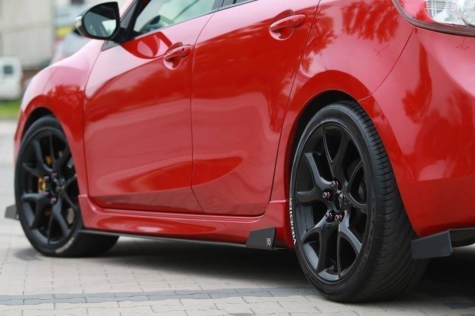 Maxton Design Racing Seitenschweller Ansatz MAZDA 3 MK2 MPS für Mazda 3 Mk2 MPS